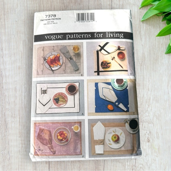 # 7378 Vintage Y2K Era Vogue Patterns For Living Sewing Pattern UNCUT - Picture 1 of 3